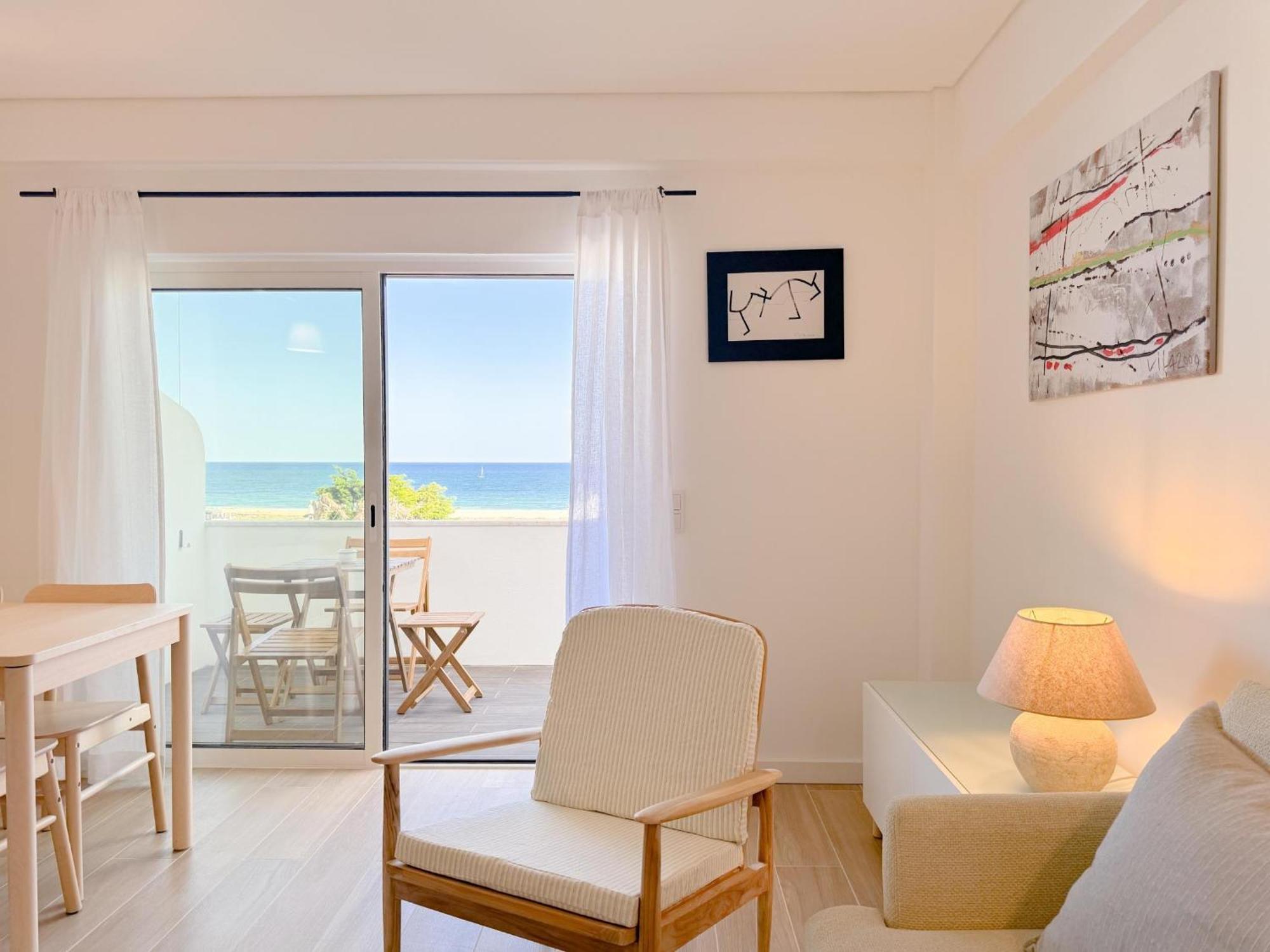Modern Retreat By The Sea #1951 Lagos